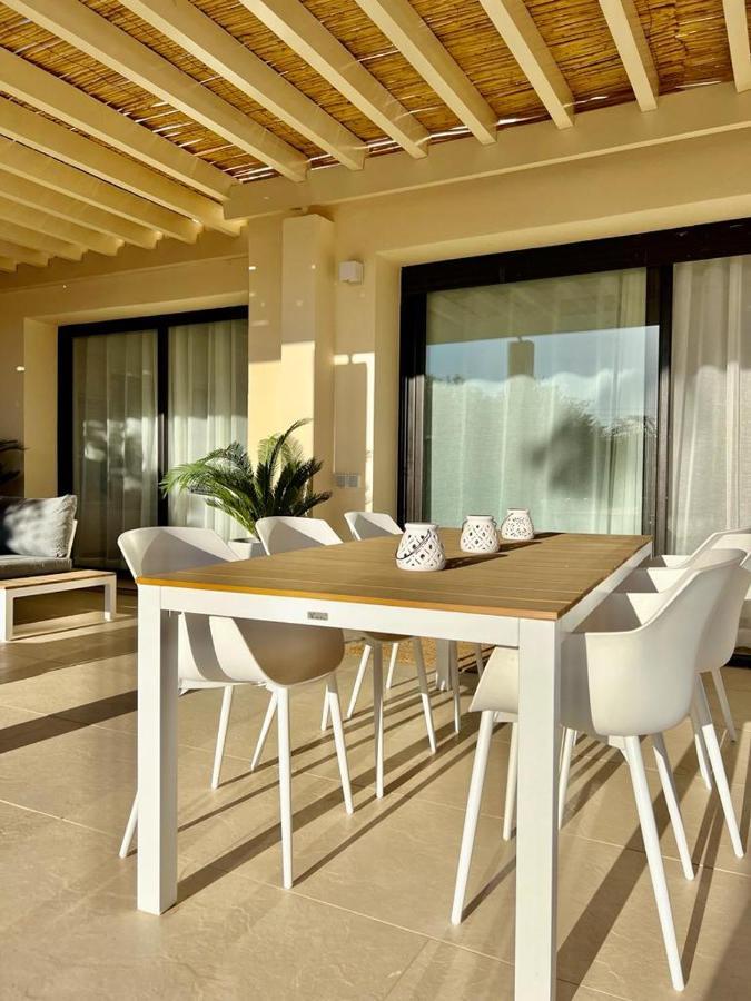 Superbe Détente Piscine Privée Sans Vis-à-vis